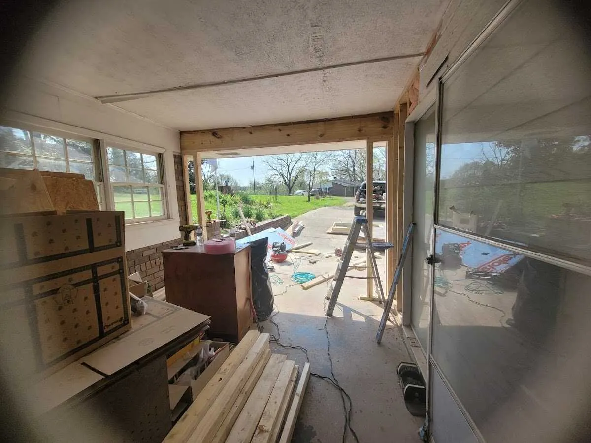 Air movers and dehumidifier for Water Mitigation Services in Prairie View